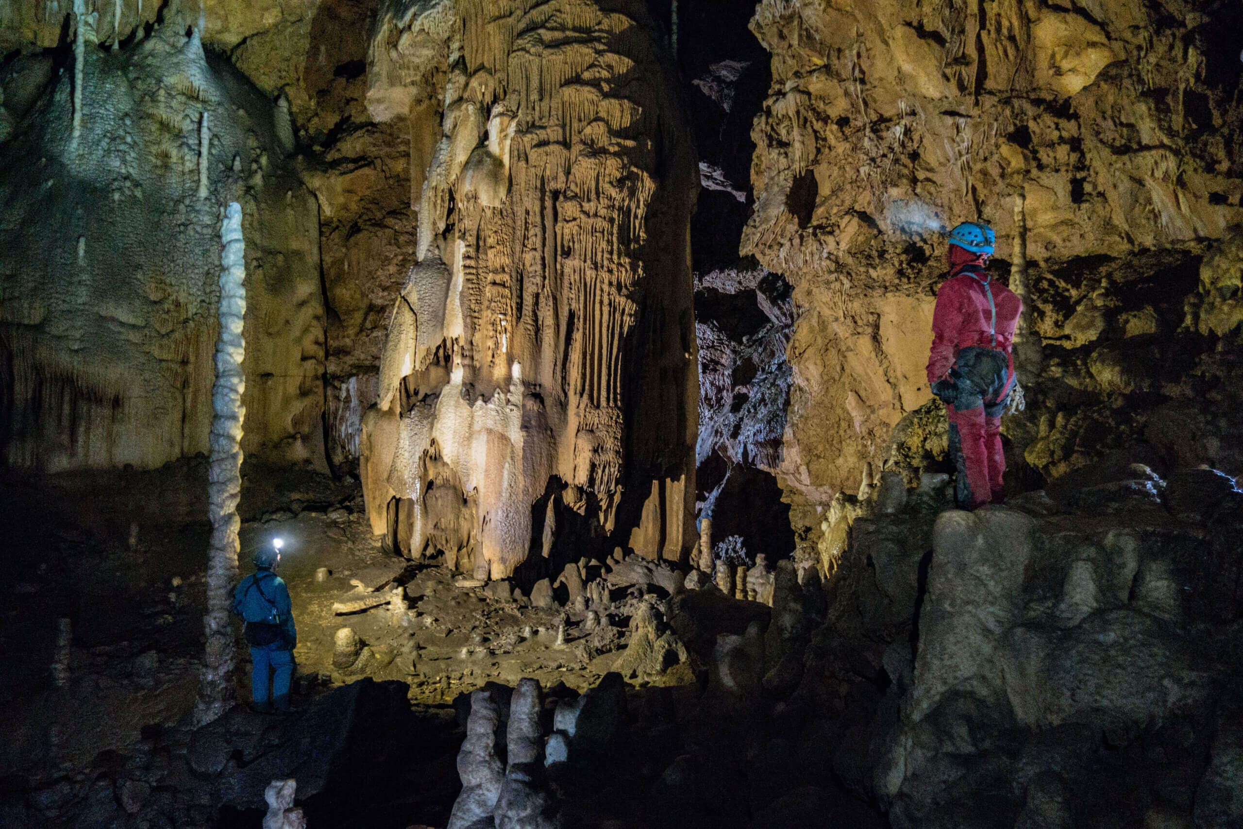 spéléo dans une grotte du vercors
